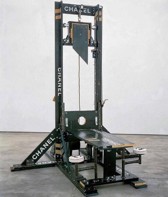 粉色卫衣戴什么项链(五粮液耳环是什么梗)(43)