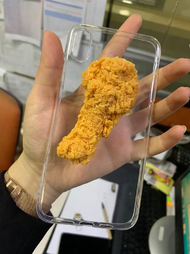 粉色卫衣戴什么项链(五粮液耳环是什么梗)(34)