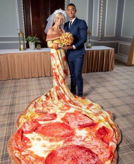 粉色卫衣戴什么项链(五粮液耳环是什么梗)(36)