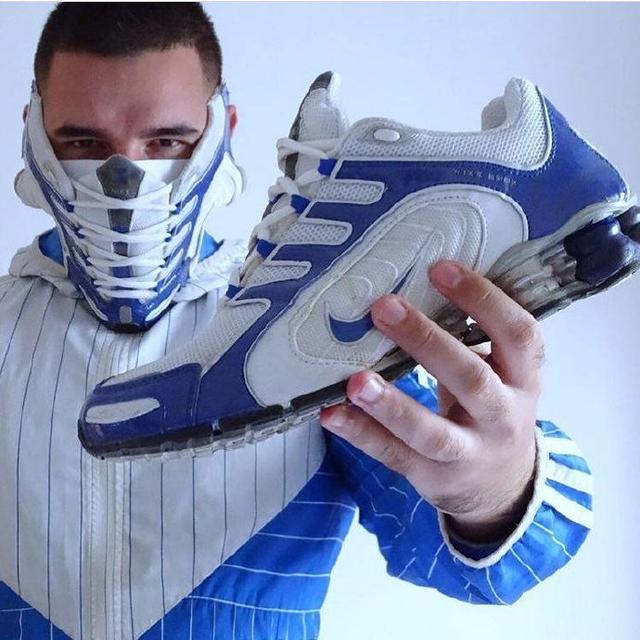 粉色卫衣戴什么项链(五粮液耳环是什么梗)(22)