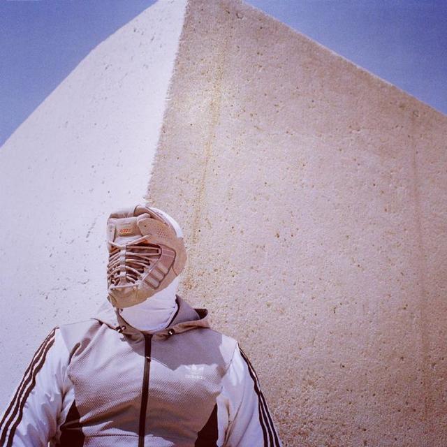 粉色卫衣戴什么项链(五粮液耳环是什么梗)(23)