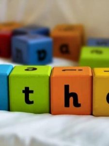 形容词后加什么词(形容词加什么词性)