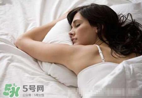 夫妻两地分居怎么解决生理需求?夫妻两地分居该如何相处? 夫妻两地分居怎么解决生理需求?夫妻两地分居该如何相处?