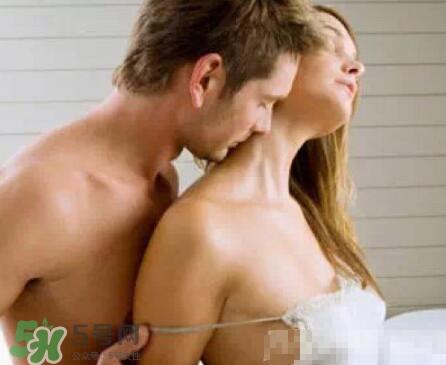 夫妻两地分居怎么解决生理需求?夫妻两地分居该如何相处? 夫妻两地分居怎么解决生理需求?夫妻两地分居该如何相处?