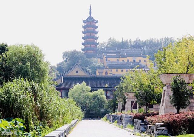 芙蓉楼送辛渐简单意思和中心思想 无尽感伤的离愁(2)