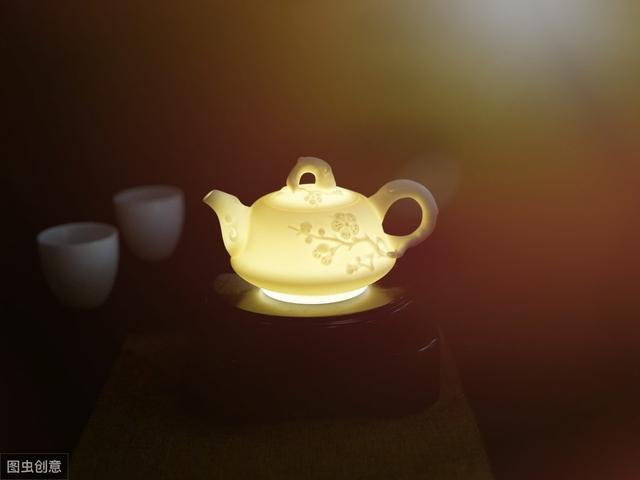 芙蓉楼送辛渐简单意思和中心思想 无尽感伤的离愁(3)