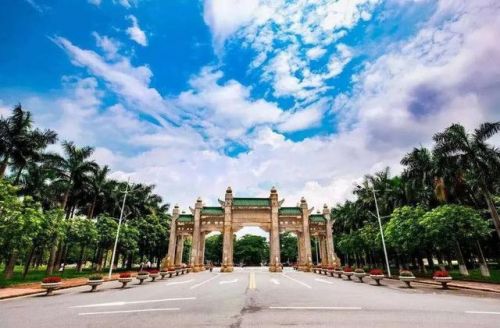 广东工贸职业技术学院天河校区多大(广东工贸职业技术学院天河校区怎么样)-第1张图片-