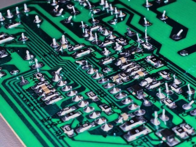 电磁炉工作原理简单电路图（电磁炉内部构造大揭秘）(8)