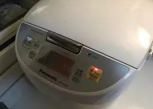 手把手教你做粢饭团的做法，好吃到极点！