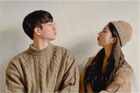 恋爱中的角色扮演