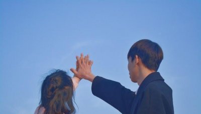 ​如何从聊天细节看出他喜欢你教你识破男生的小心思聊天