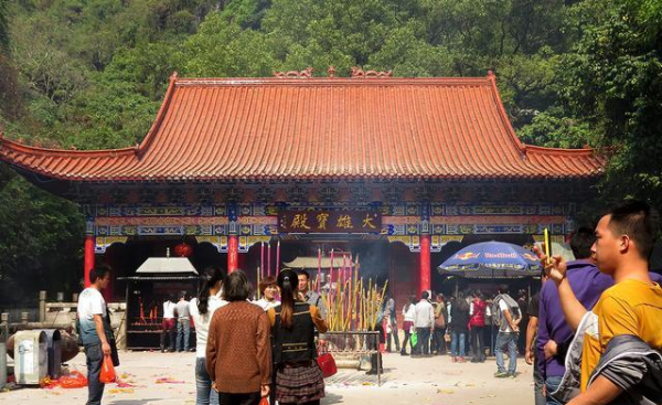 六峰山在什么地方,《隐秘的角落》六峰山在哪里图6