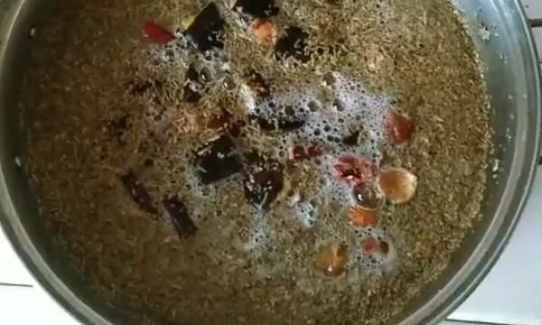 自制皂角洗发水,皂荚怎么处理成洗发水的作用图4