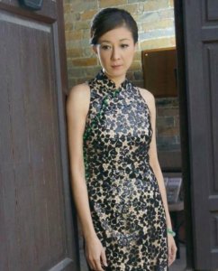 ​小龙女吴卓林：与外籍女子已领证，网友：这是走心了