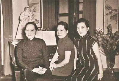 ​宋氏三姐妹年轻时有多美？看完这组绝版旧照，难怪备受追捧和热议