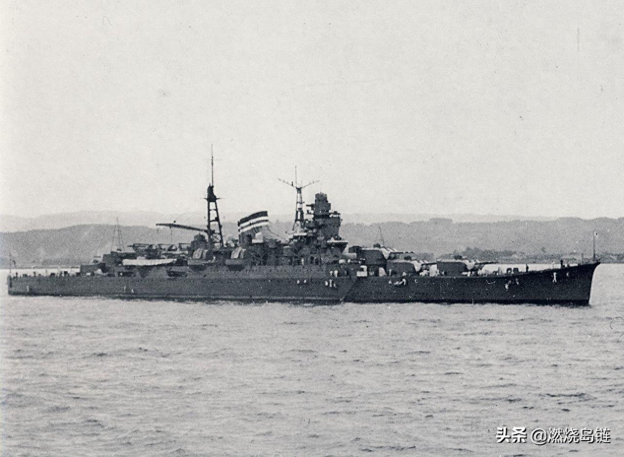 被称为“惊人的违约舰”的旧日本海军“最上”级重巡洋舰