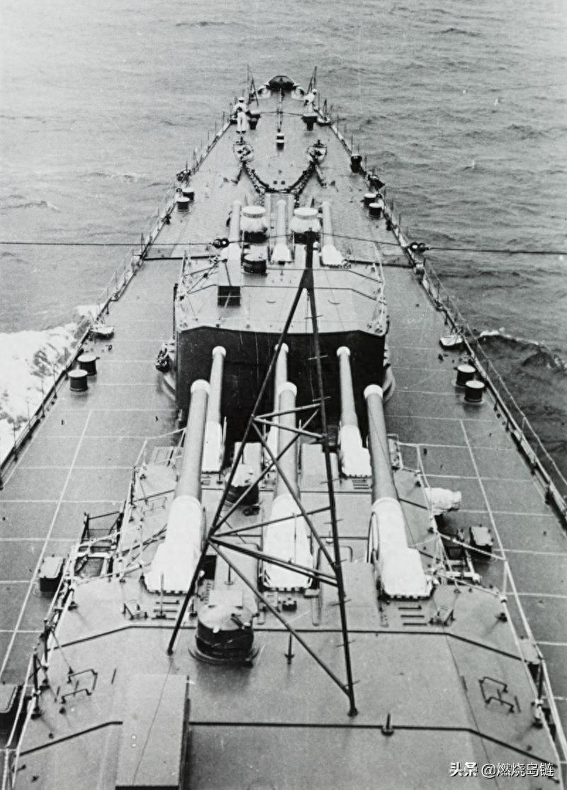 被称为“惊人的违约舰”的旧日本海军“最上”级重巡洋舰