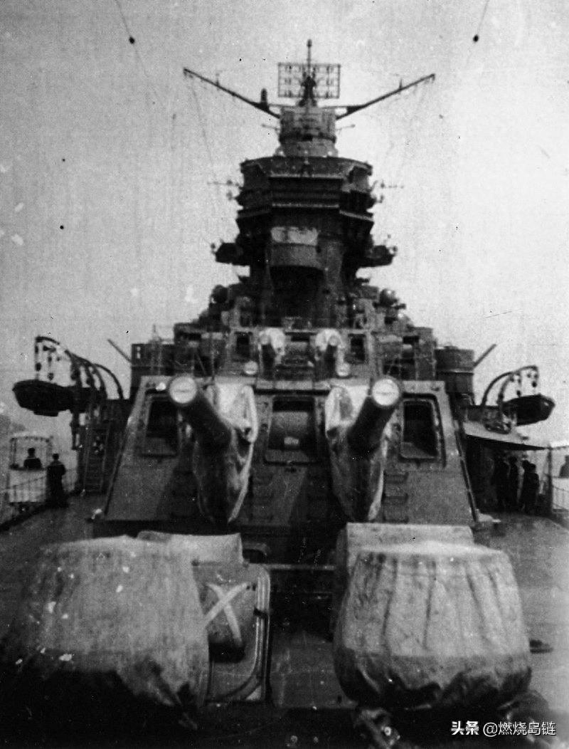 被称为“惊人的违约舰”的旧日本海军“最上”级重巡洋舰