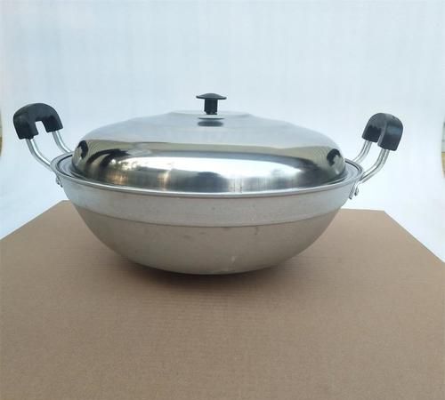 铝锅炒菜会中毒吗