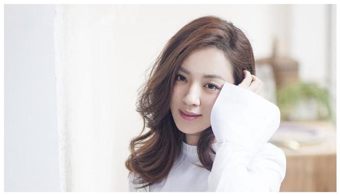 《我的体育老师》王晓晨身材火辣,张嘉译不敢直视