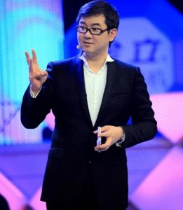 主持人赵川:一婚娶记者,二婚娶画家,三婚娶空姐,如今生活怎样