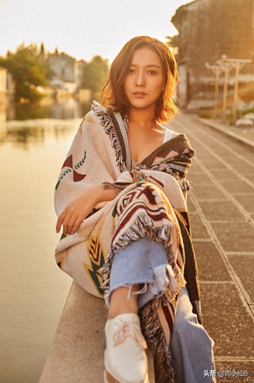 明星王姿允，娱乐圈话剧和影视演员，被誉为“实力花瓶”