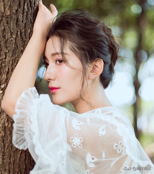 明星王姿允，娱乐圈话剧和影视演员，被誉为“实力花瓶”