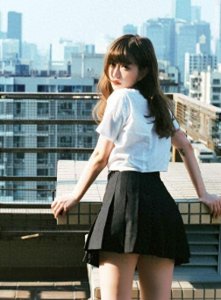 ​乡村爱情黄一芝扮演者冯溪JK短裙，甜美且不失青春