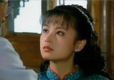 把琼瑶剧女演员,和于正剧女演员的哭戏一比较,差距就出来了