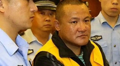 河北最牛的黑老大张宝林，也是刘华强的原型，真人比剧中凶残百倍