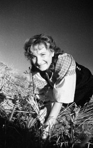 ​27张苏联时代乌克兰乡村女人老照片，不愧是美女如云的国度