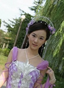 ​盘点24位紫衣古装美女，哪一个让你眼前一亮？