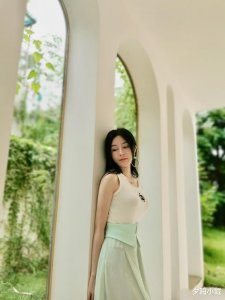 ​汤晶媚：作为一名女演员，她还有着一个“全球第一位”的神奇身份