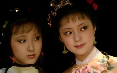​《红楼梦》里黛玉究竟是怎么死的，宝黛的判词为何放在一起？