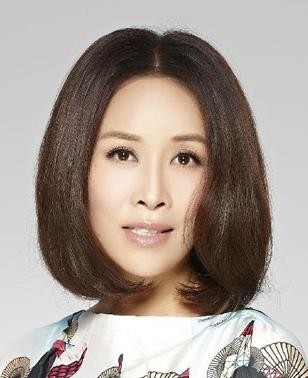 49岁歌坛天后那英的老公孟桐近照