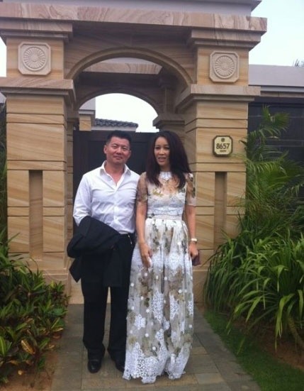 49岁歌坛天后那英的老公孟桐近照