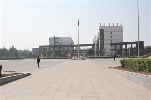 《大树校园行》之河南工业和信息化职业学院