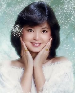 ​邓丽君为什么恨死成龙？他们分手的原因是什么？