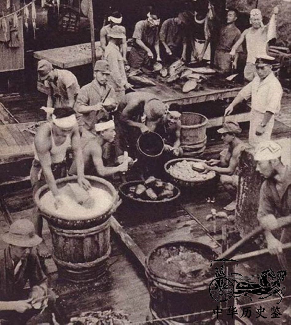 不要再被抗日神剧骗了,这才是真正的日本鬼子,强壮凶悍又残忍