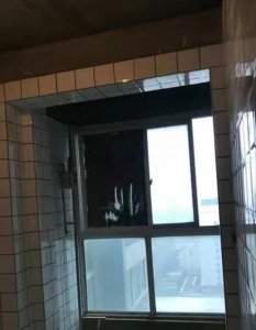 ​四川夫妻19楼坠亡悲剧：知情者揭秘背后故事