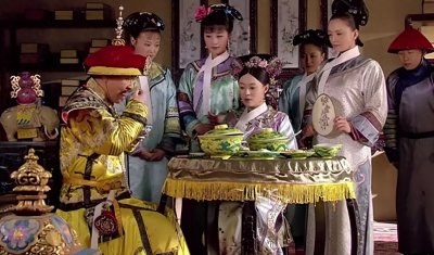 ​《甄嬛传》一辈子都和甄嬛较劲的浣碧，野心从未崩塌，却活成了她