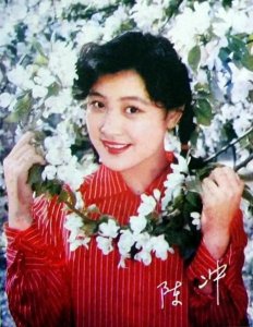 ​馃尮婕斿憳闄堝啿锛屾渶缇庡浘鐗?2寮狅紝浣犲枩娆㈠悧锛燄煂?/p>