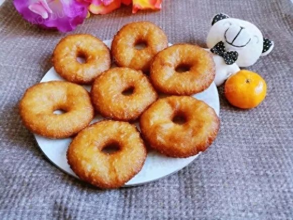 延安十大特色美食。延安不光美食好吃，还是红色革命圣地