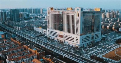 ​全球十大摩天大楼：人类建筑奇迹的辉煌篇章