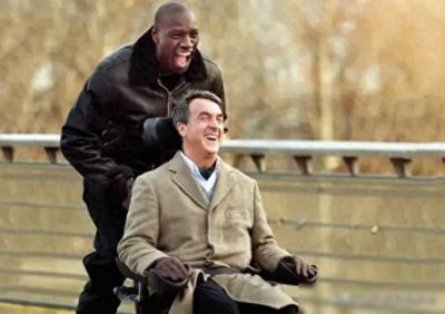 《触不可及》:无法触及的真实与深情