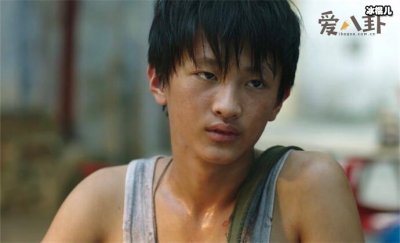 隐秘严良扮演者史彭元是谁?家庭背景让人惊讶!