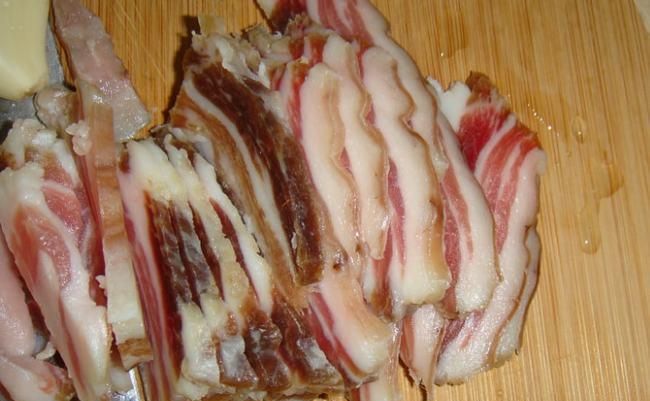 腊肉放冷藏还是冷冻保存