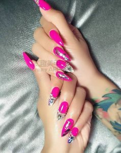 ​48岁女人创业学什么手艺好，48岁的中年女性想创业做什么好