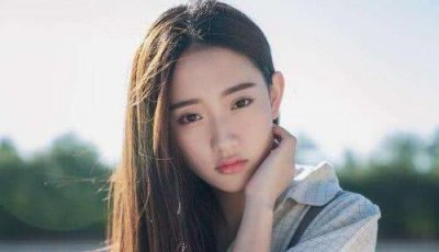 ​女孩子不开心怎么哄 女生说不开心怎么哄她开心