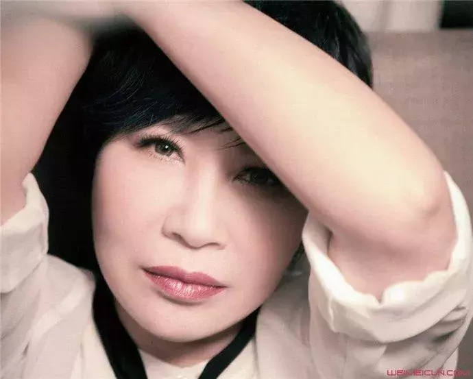 相爱没有那么容易是什么歌的歌词（分享1首经典流行歌）